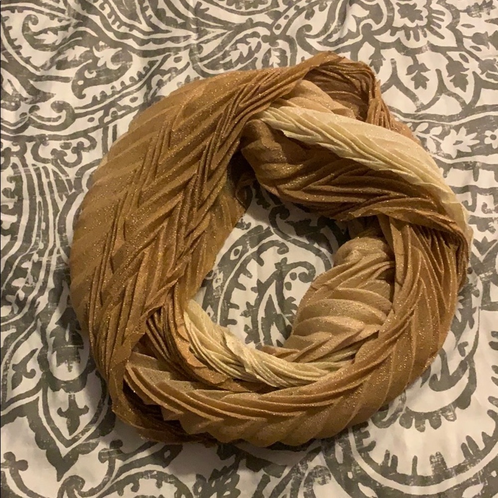 Infinity scarf